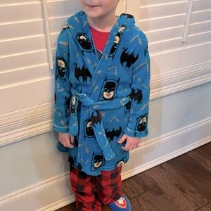 Kids XS Hooded Batman Bath Robe w/Attached Belt
